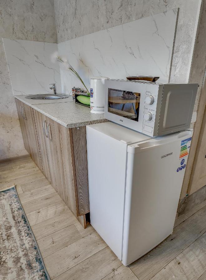 Yourhouse На Розыбакиева Утепова Недалеко От Меги Алма Ата Екстериор снимка