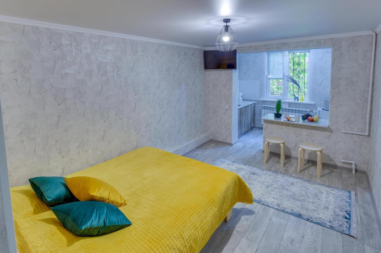 Yourhouse На Розыбакиева Утепова Недалеко От Меги Алма Ата Екстериор снимка