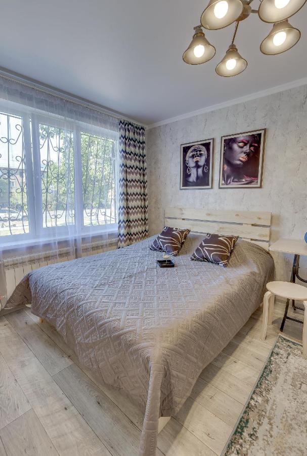 Yourhouse На Розыбакиева Утепова Недалеко От Меги Алма Ата Екстериор снимка