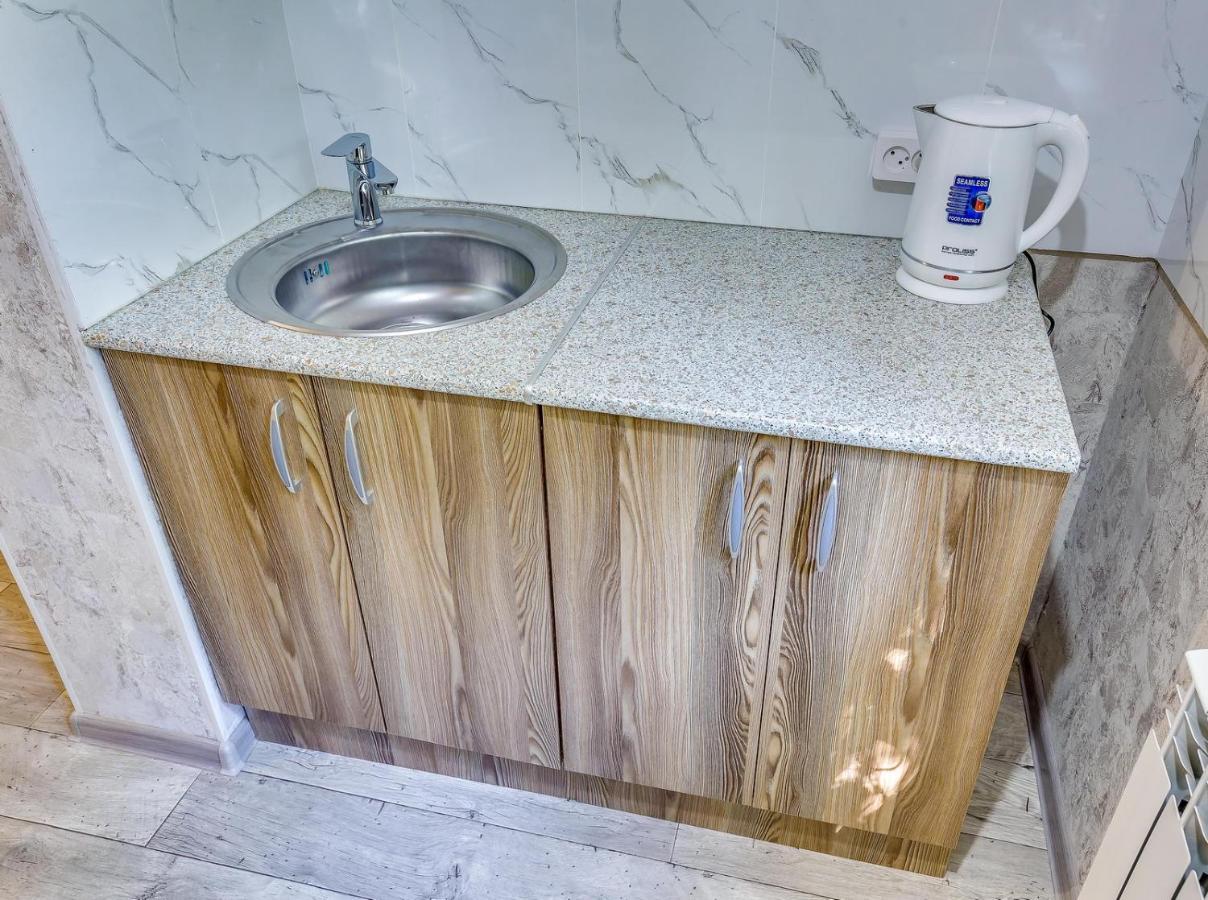 Yourhouse На Розыбакиева Утепова Недалеко От Меги Алма Ата Екстериор снимка