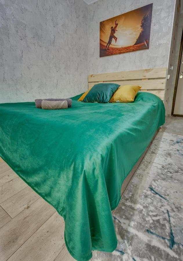 Yourhouse На Розыбакиева Утепова Недалеко От Меги Алма Ата Екстериор снимка